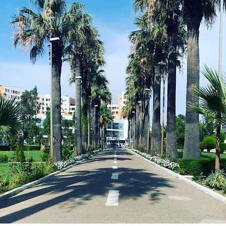 Amaris Apartments Durres Bagian luar foto