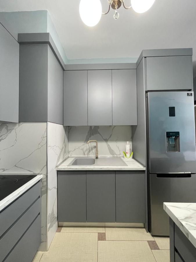 Amaris Apartments Durres Bagian luar foto