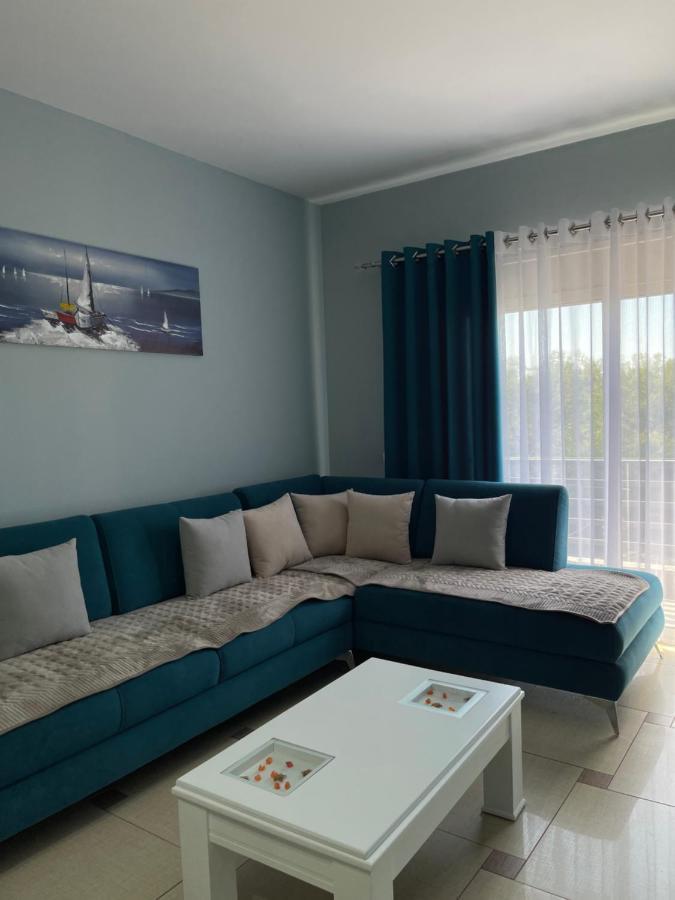 Amaris Apartments Durres Bagian luar foto