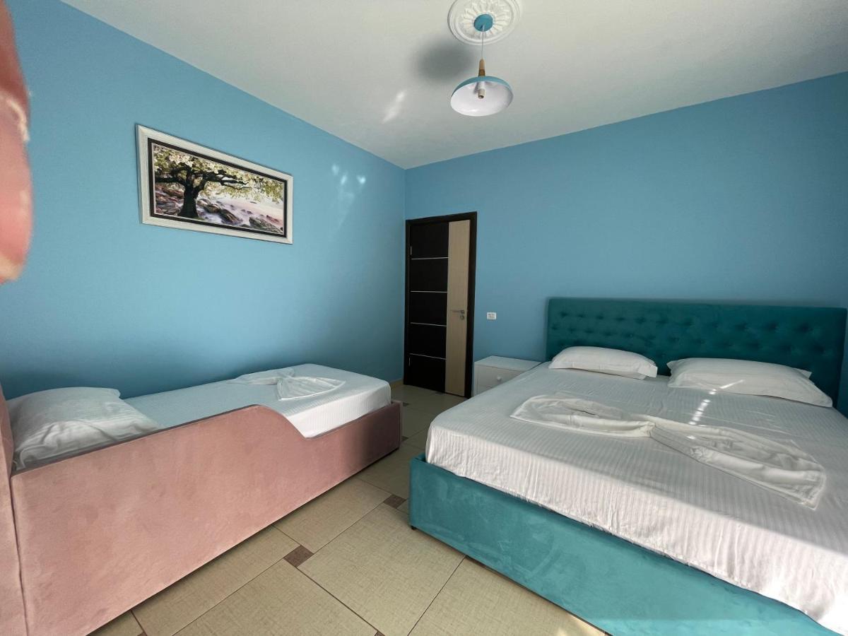 Amaris Apartments Durres Bagian luar foto