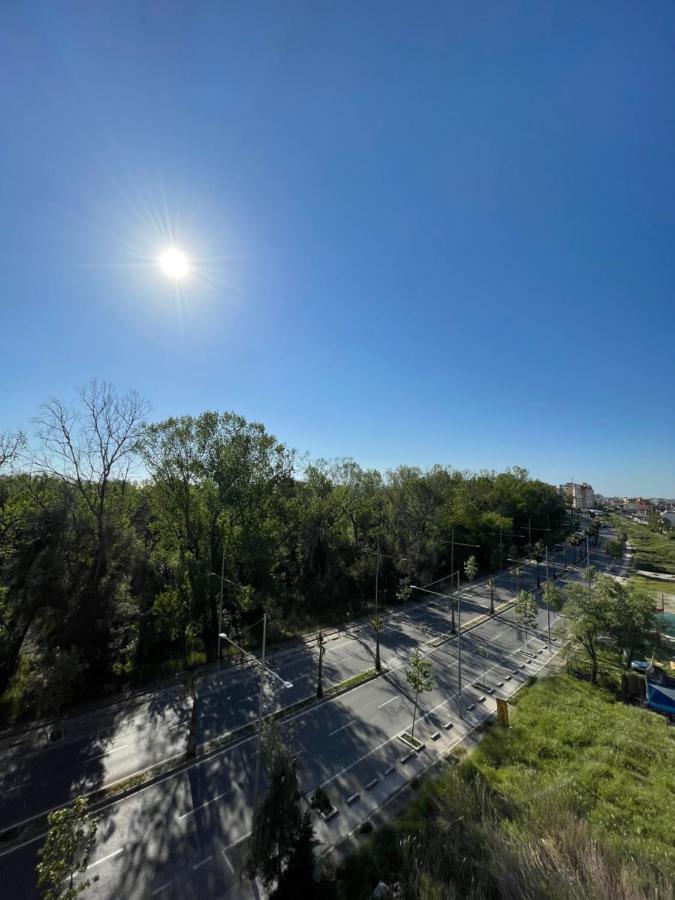 Amaris Apartments Durres Bagian luar foto