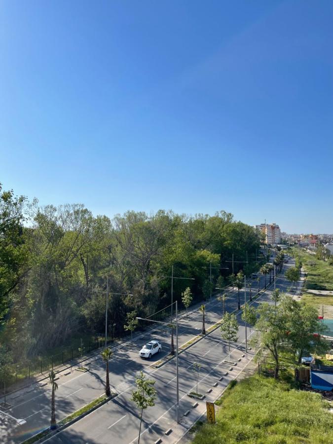 Amaris Apartments Durres Bagian luar foto